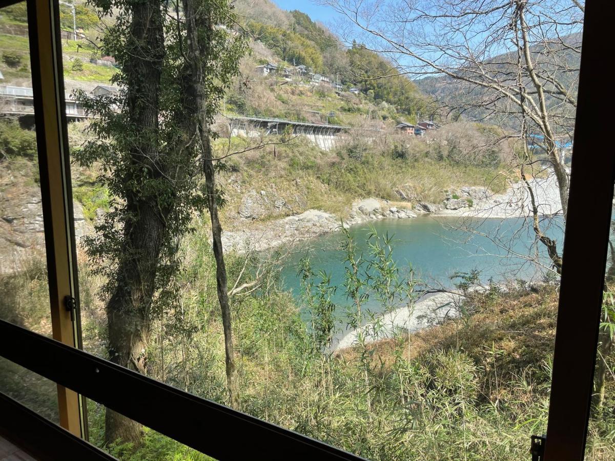 Yamaya Base 2 Miyoshi (Tokushima)