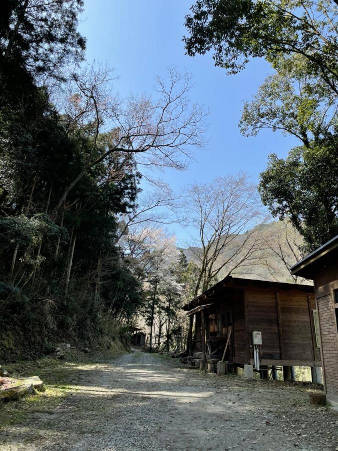 Yamaya Base 2 Apartment Miyoshi (Tokushima)